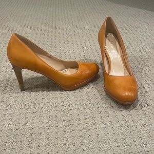 Shoes (almost new, excellent condition)